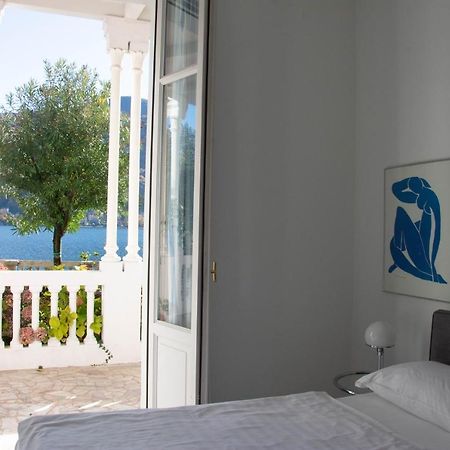 Residence Ville Lago Lugano Porto Ceresio Exterior foto