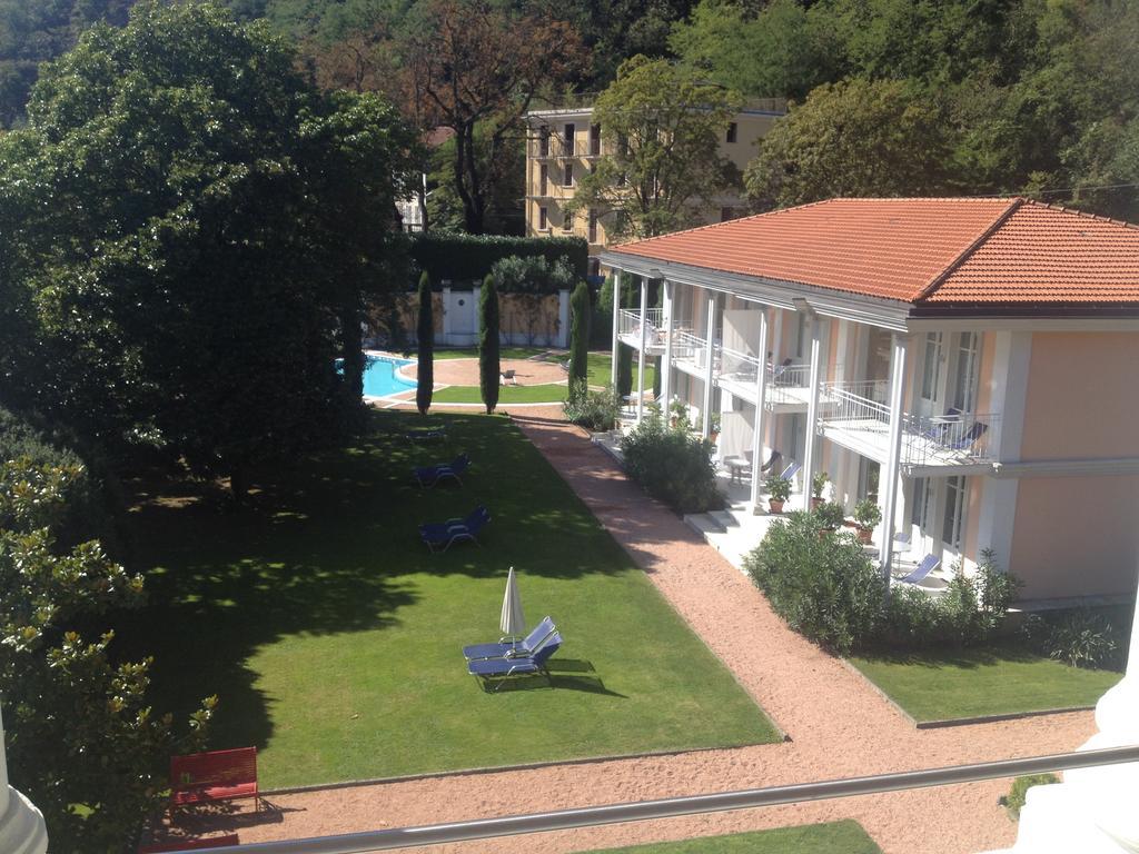 Residence Ville Lago Lugano Porto Ceresio Exterior foto