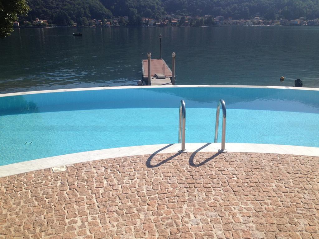 Residence Ville Lago Lugano Porto Ceresio Exterior foto